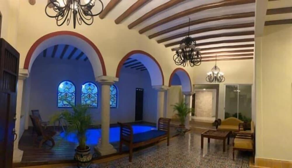 Hotel Catedral Valladolid  Eksteriør bilde